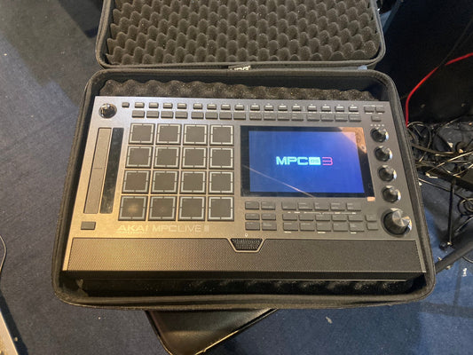 MPC LIVE III対応のハードケース U8301BLのご紹介