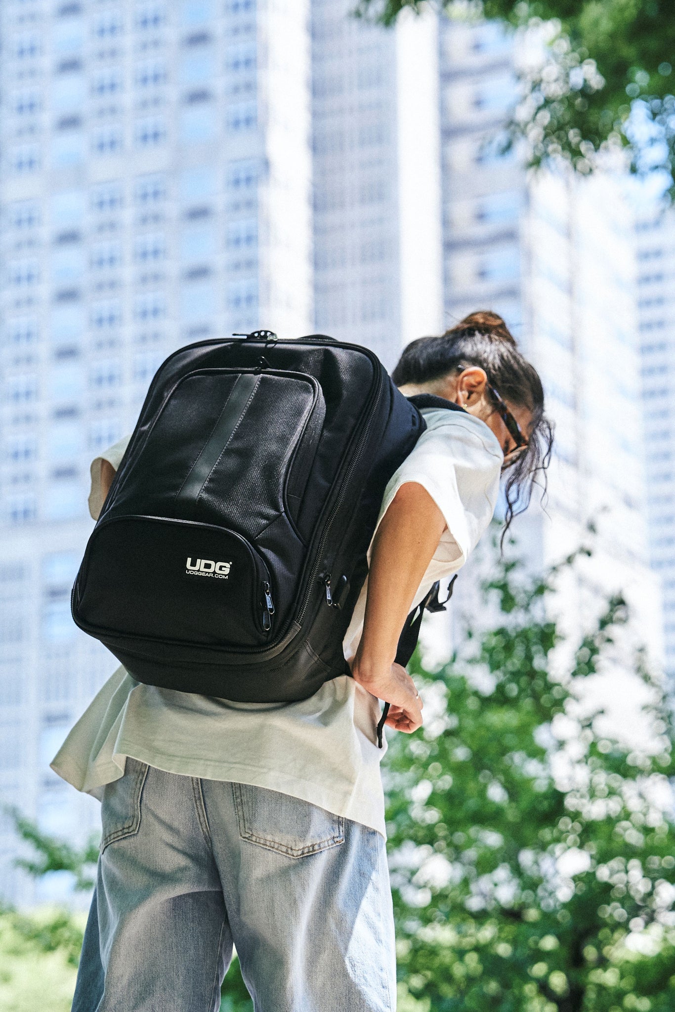 U9108BL/OR バックパック｜DJ機材運搬用 スリム UDG – UDG Gear Tokyo