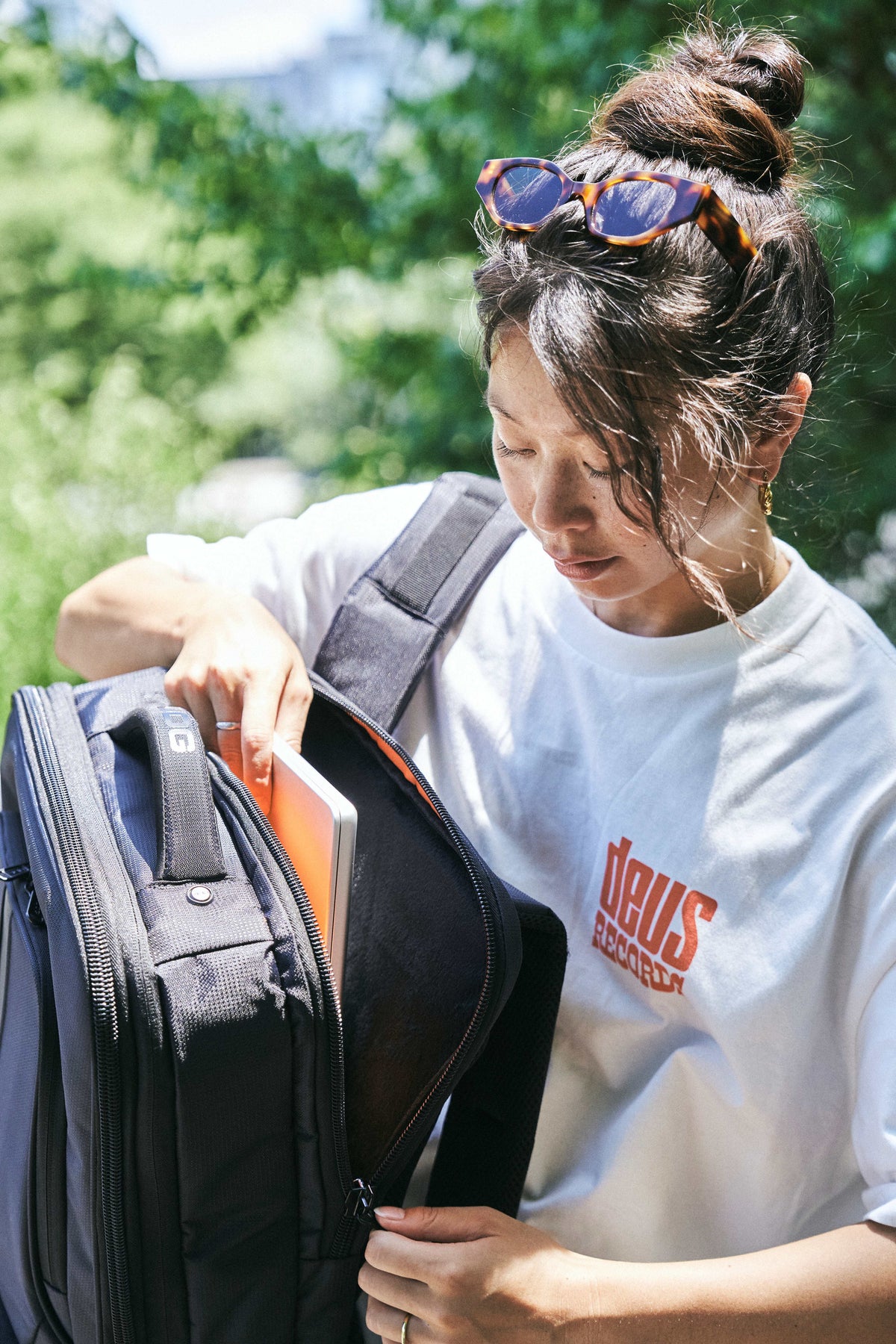 U9108BL/OR Ultimate バックパック スリム Black/Orange