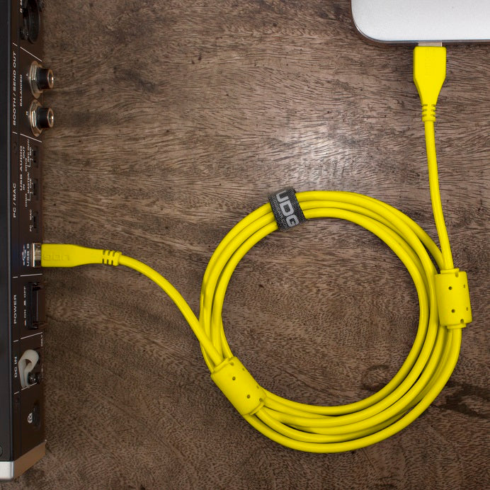 U95001YL Ultimate USB2.0ケーブル A-B 1.0m Yellow