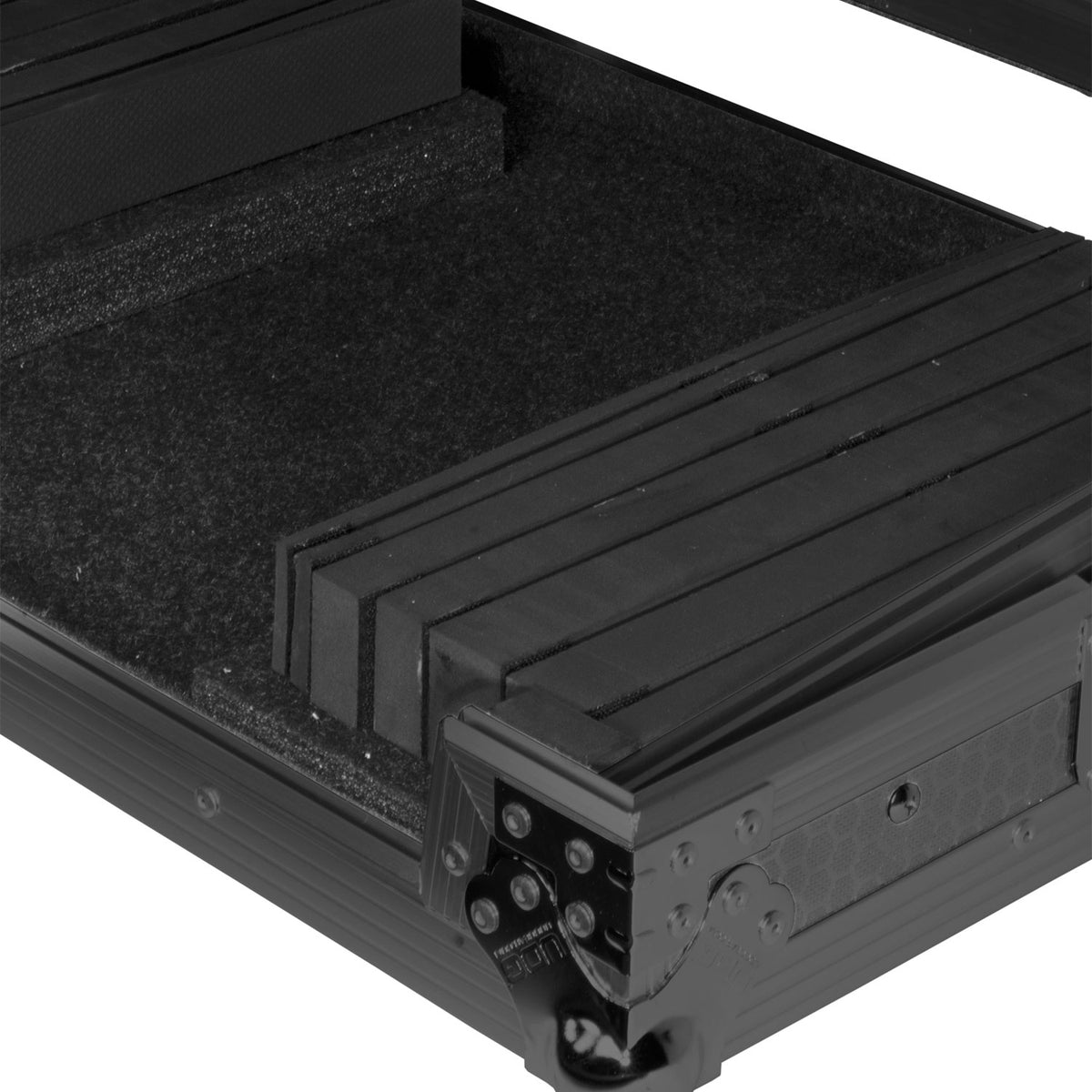 U91070BL Ultimate フライトケース 3XL Black(ホイール付)
