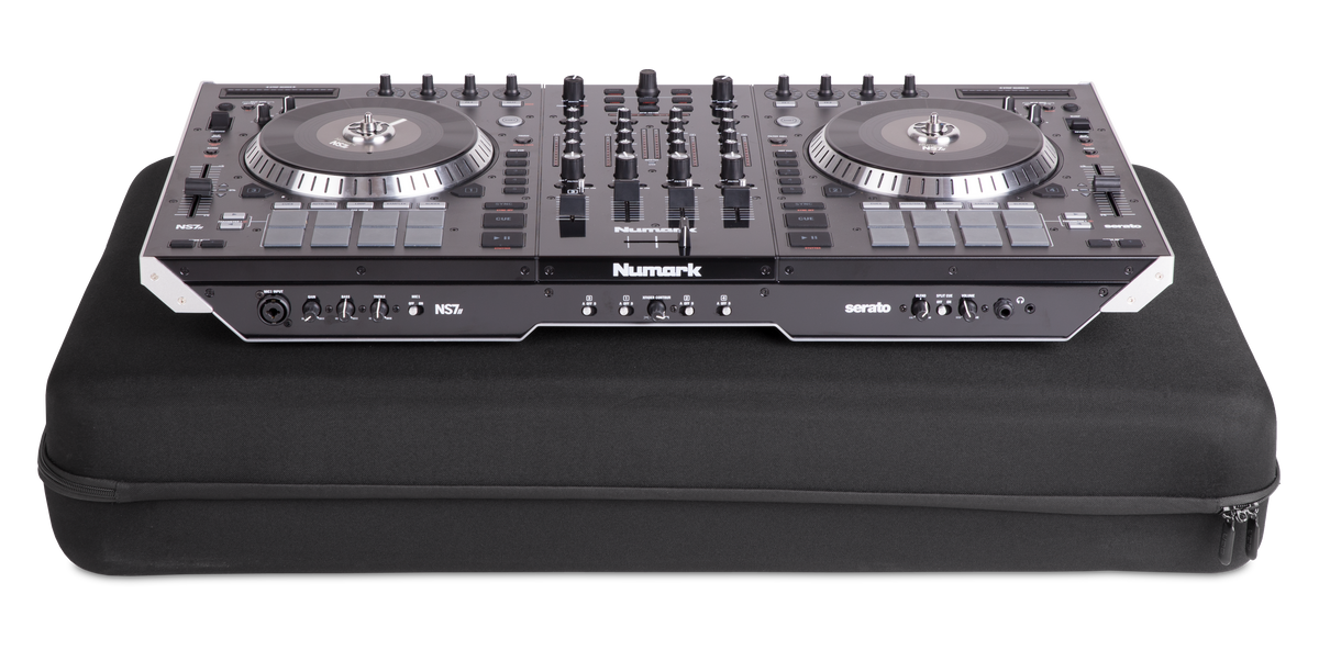 U8304BL Creator コントローラー ハードケース Xlarge