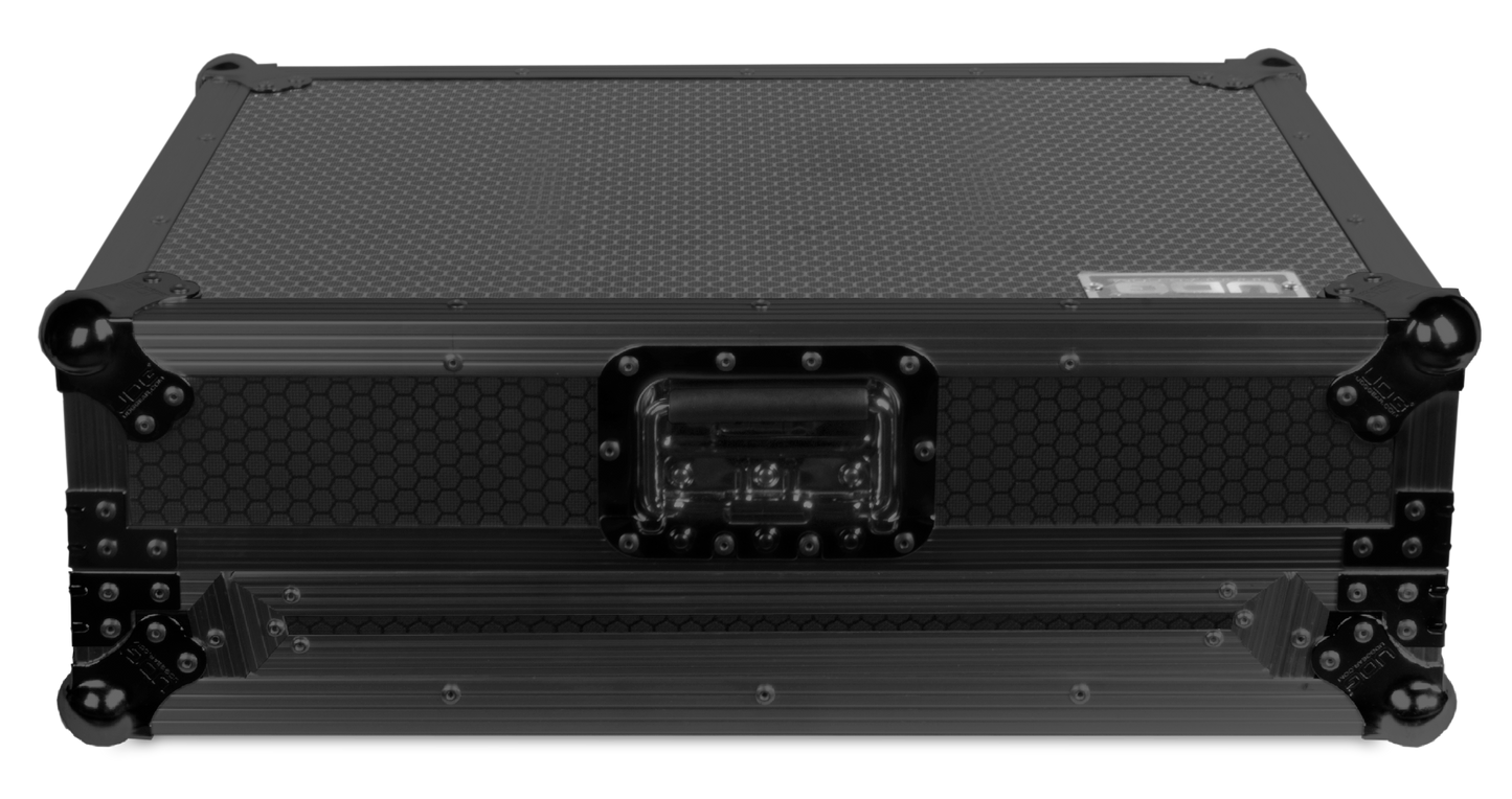 U91019BL3 Ultimate フライトケース XL Black
