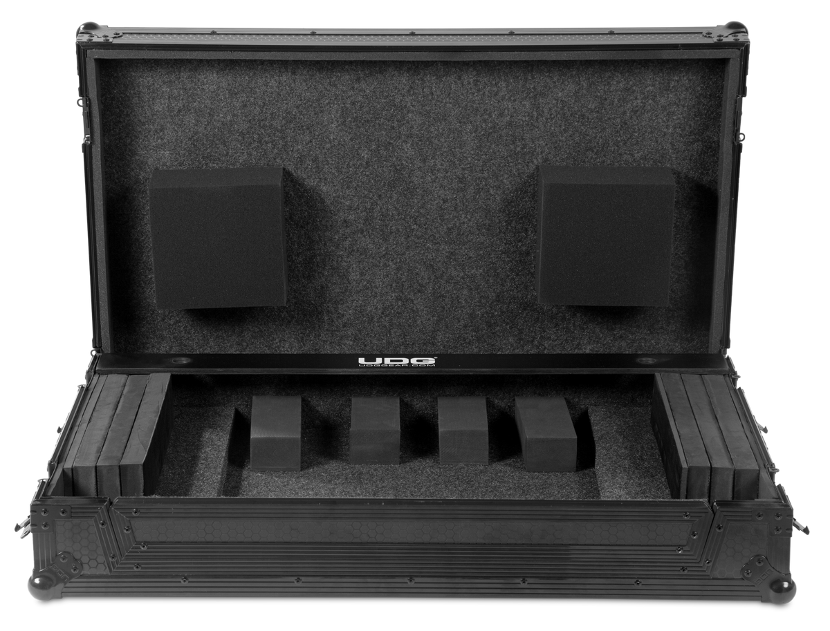 U91070BL Ultimate フライトケース 3XL Black(ホイール付)