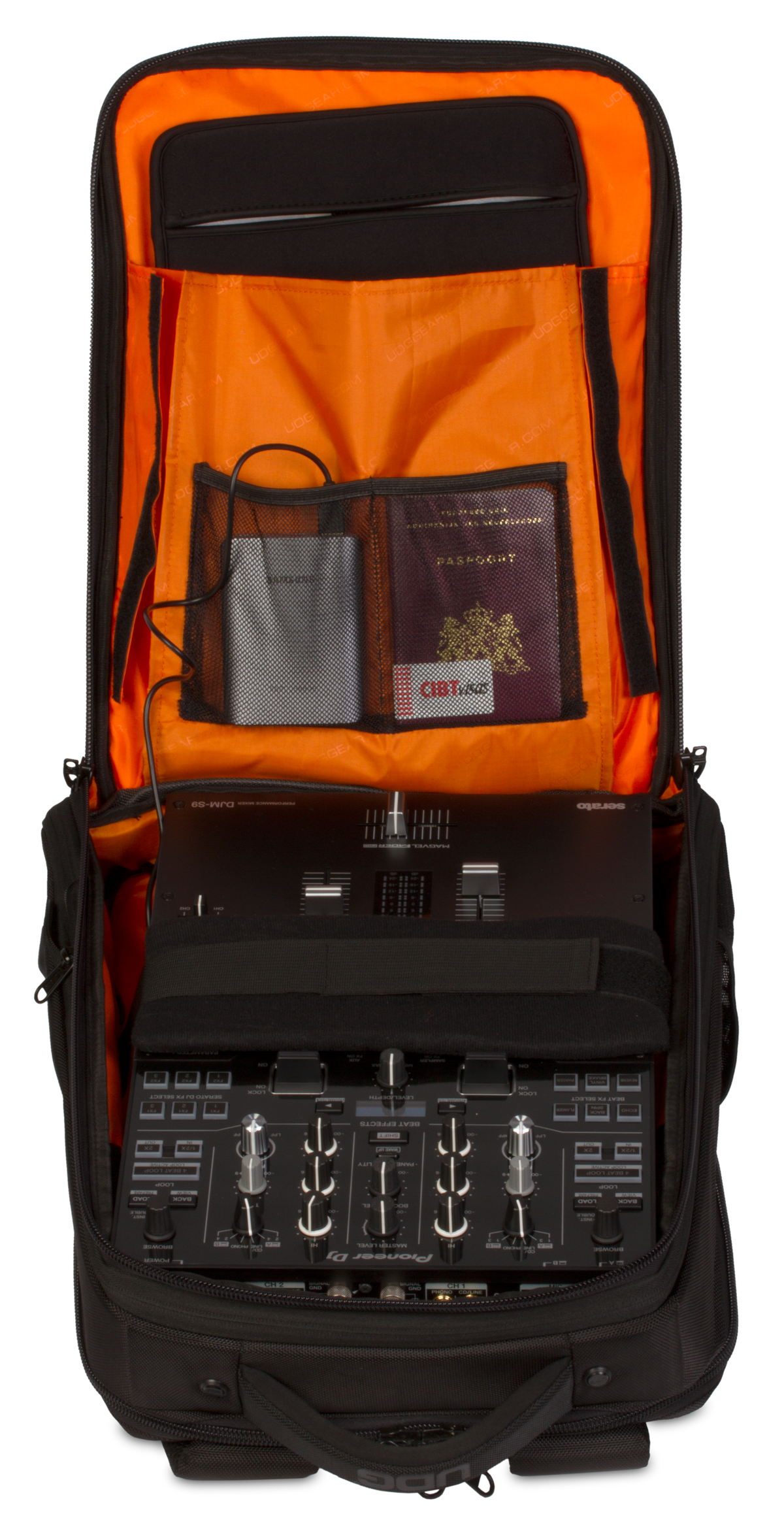 U9108BL/OR Ultimate バックパック スリム Black/Orange